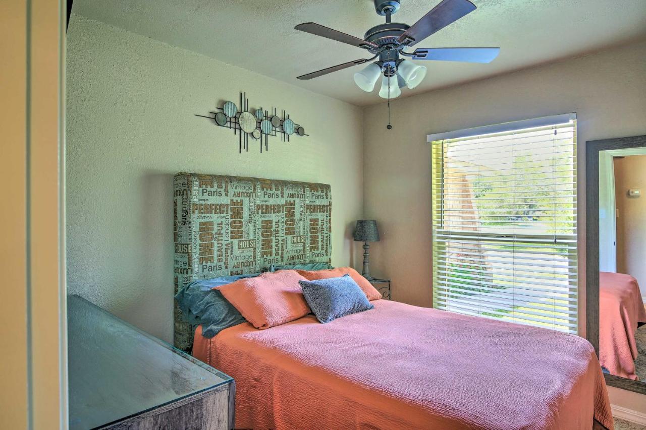 הוילה San Antonio Oasis With Hot Tub, Pool And Outdoor Bar! מראה חיצוני תמונה