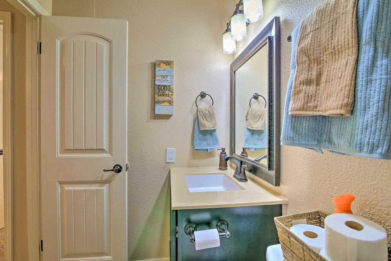 הוילה San Antonio Oasis With Hot Tub, Pool And Outdoor Bar! מראה חיצוני תמונה